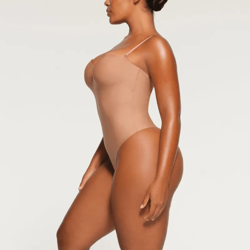 Adjustable Strap Contouring Bodysuit – Sleek Fit and Seamless Design