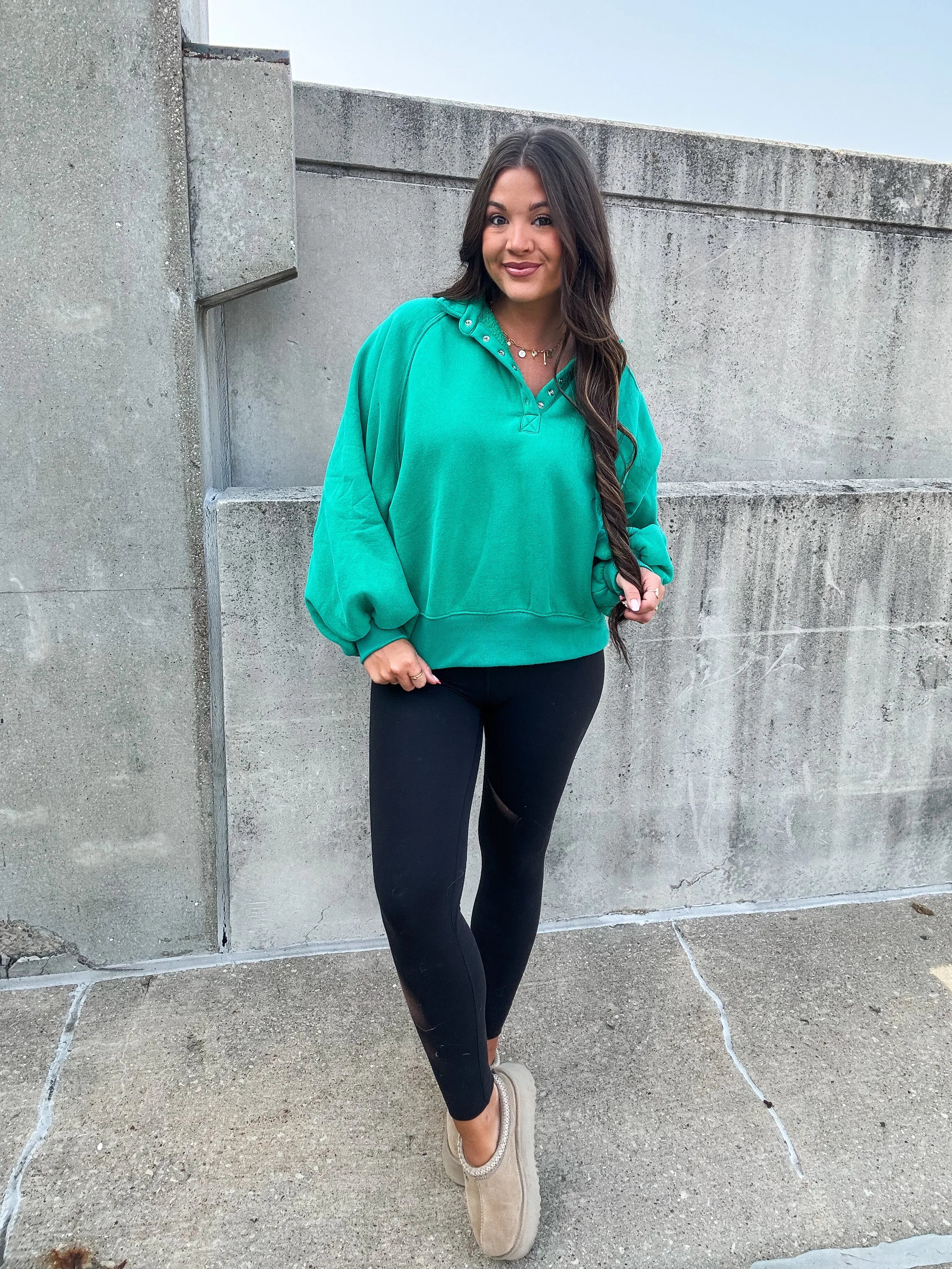 GAME CHANGER PULL OVER-TEAL GREEN