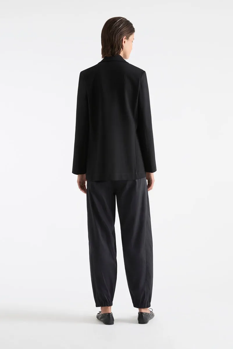 Shaped Blazer in Black F095 4123 by MELA PURDIE