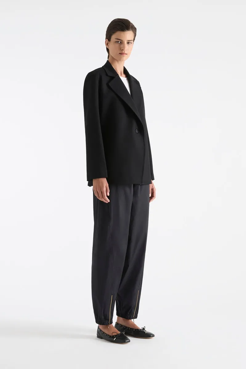 Shaped Blazer in Black F095 4123 by MELA PURDIE
