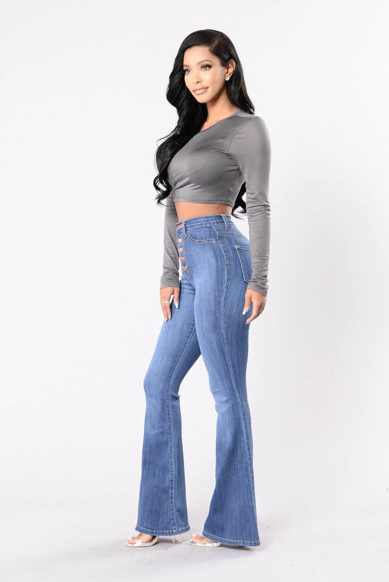THE BUTTON-UP FLARE JEANS