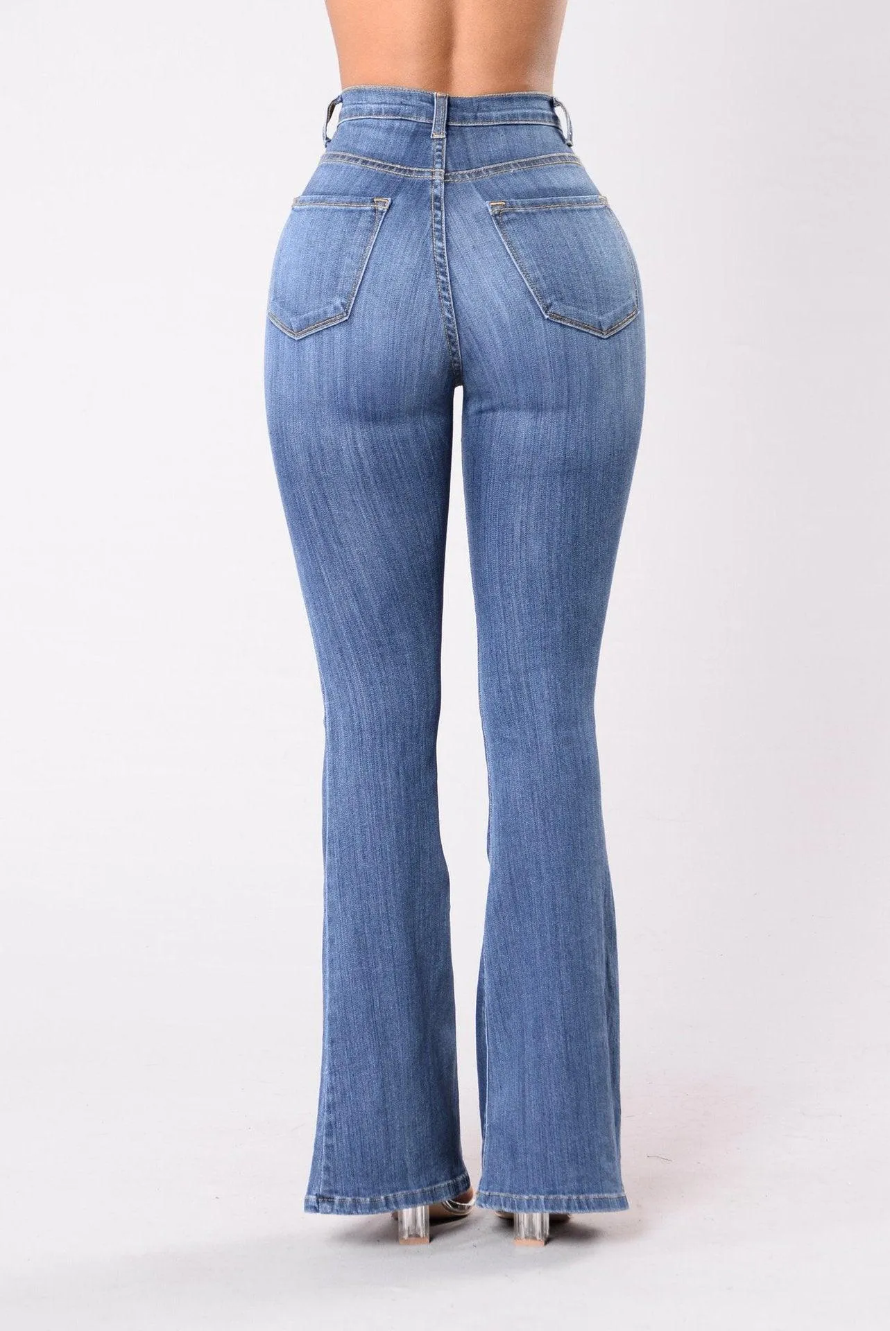 THE BUTTON-UP FLARE JEANS