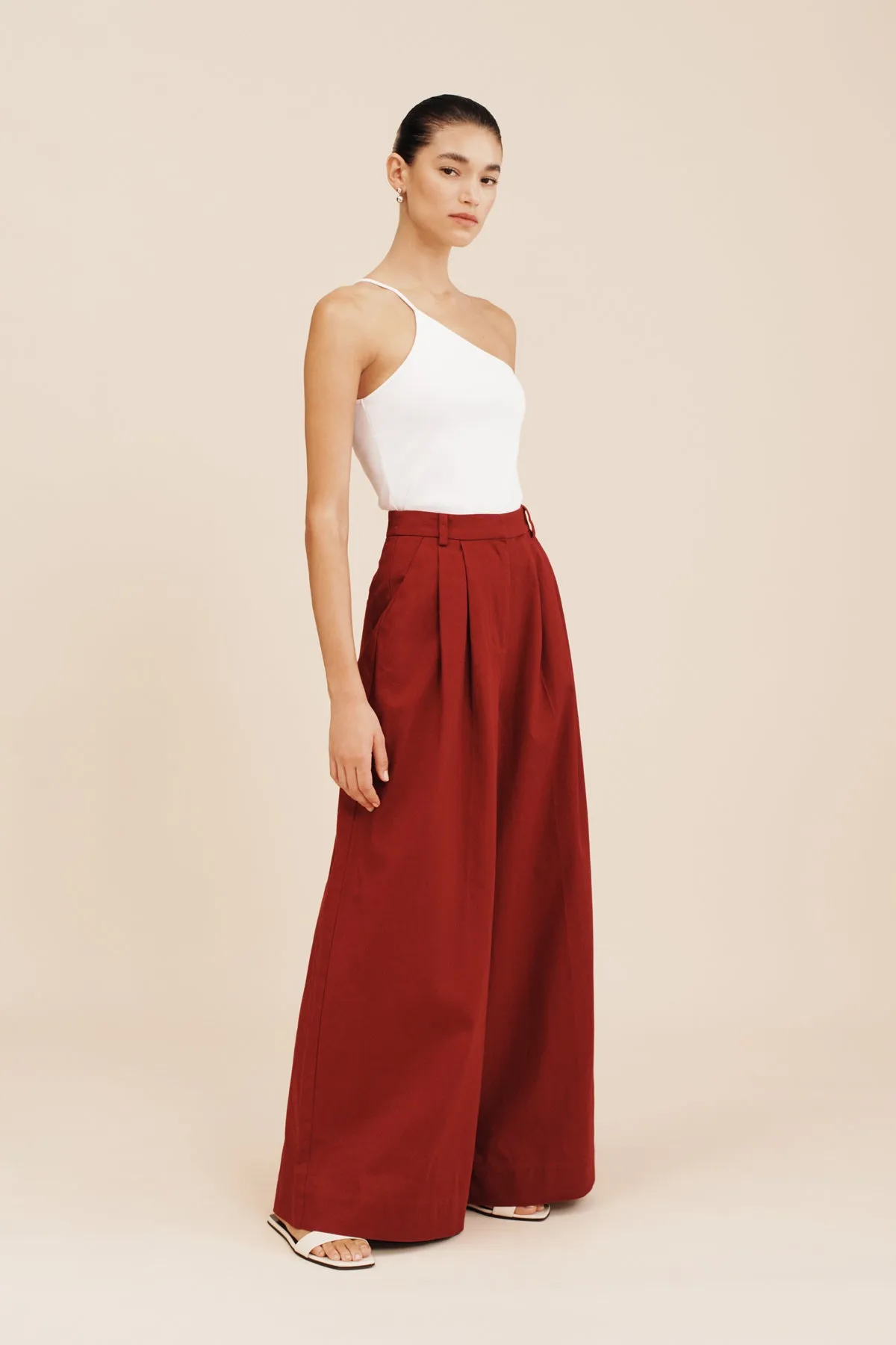 WESLEY TROUSER - GARNET